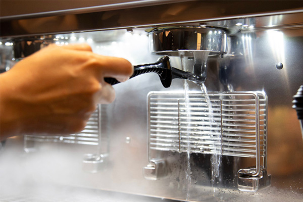 Γιατί χρειάζεται καθάρισμα η μηχανή espresso; Γιατί χρειάζεται καθάρισμα η μηχανή espresso;