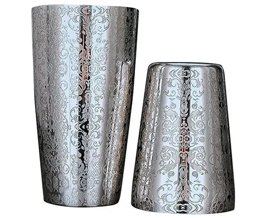 Shaker Tin on Tin Deluxe σκαλιστό με Σχέδιο 820ml | Σέικερ & Αφροσυλλέκτες στο coffeetales